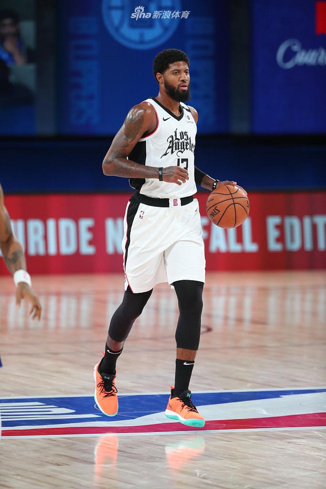 他希望以自 他希望以自