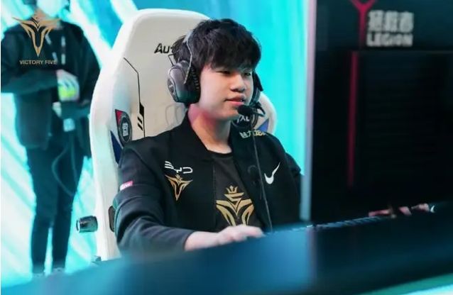 正是防守领 正是防守领