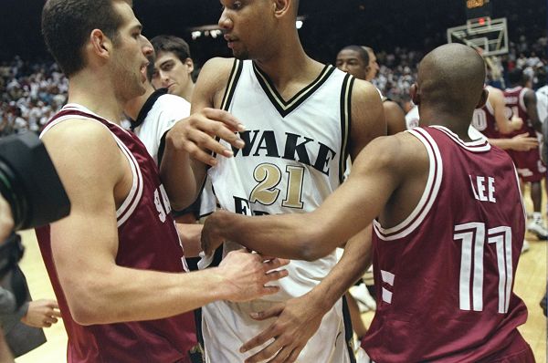 胸前纹满生 胸前纹满生